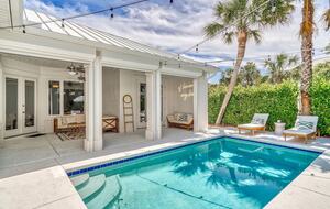 Seacrest West Retreat Near 30A Beaches - Inlet Beach, Florida