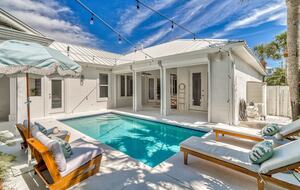 Seacrest West Retreat Near 30A Beaches - Inlet Beach, Florida