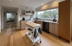 Moonah Decks Beach House - Rye, Australia