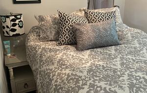 Lake Zoar Cottage - Sandy Hook, Connecticut