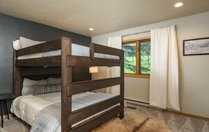 Beaver Creek Getaway | Steps to Gondola, 12 minutes to Vail - Avon, Colorado