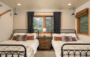 Beaver Creek Getaway | Steps to Gondola, 12 minutes to Vail - Avon, Colorado