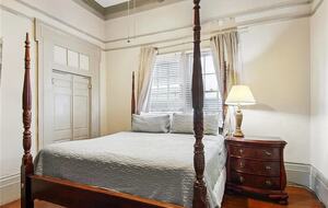 Elegant 1850s Home on the Mardi Gras Parade Route - New Orleans, Louisiana