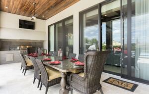 Ultimate Family Retreat with Themed Bedrooms and Game Loft - Reunion, Florida