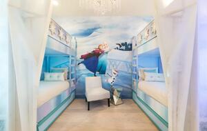 Ultimate Family Retreat with Themed Bedrooms and Game Loft - Reunion, Florida