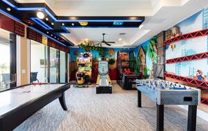 Ultimate Family Retreat with Themed Bedrooms and Game Loft - Reunion, Florida
