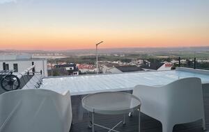 Villa Vista da Baía | Breathtaking Bay View & Heated Pool - Salir do Porto, Portugal