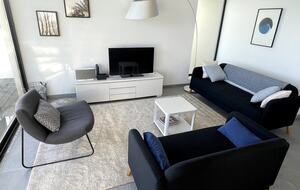 Villa Vista da Baía | Breathtaking Bay View & Heated Pool - Salir do Porto, Portugal