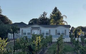 Petaluma One of a Kind Vineyard Residence - Petaluma, California