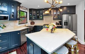 Grand Lakeview | Double Decker Dock, Fire Pit, Spa - Winchester, Tennessee