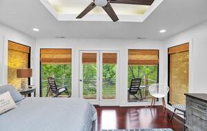 Grand Lakeview | Double Decker Dock, Fire Pit, Spa - Winchester, Tennessee