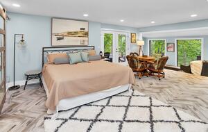 Grand Lakeview | Double Decker Dock, Fire Pit, Spa - Winchester, Tennessee