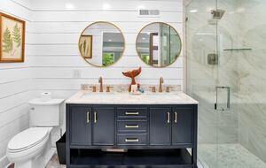 Grand Lakeview | Double Decker Dock, Fire Pit, Spa - Winchester, Tennessee