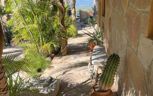 Beautiful Beachfront Hacienda - Baja California Sur, Mexico
