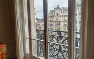 Cozy Stylish Apartment - Paris, France