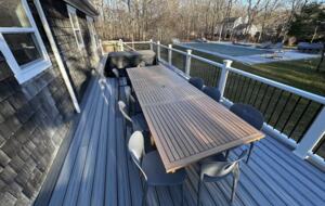 Delightful Southampton Retreat with Heated Pool & Jacuzzi - Southampton, New York