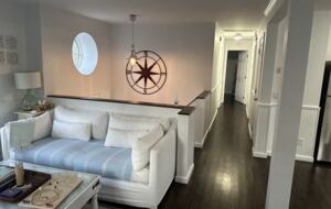 Delightful Southampton Retreat with Heated Pool & Jacuzzi - Southampton, New York