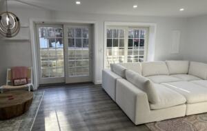 Delightful Southampton Retreat with Heated Pool & Jacuzzi - Southampton, New York