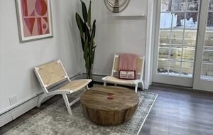 Delightful Southampton Retreat with Heated Pool & Jacuzzi - Southampton, New York