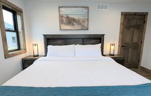 Sunset Lake Escape | Steps from the Beach - New Lisbon, Wisconsin