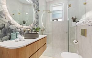 Luxe Lavender Bay - Sydney, Australia