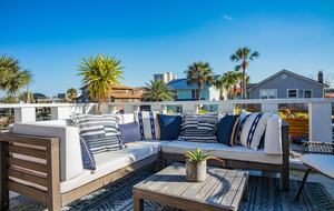 Stylish Neptune Beach Escape – Steps to the Sand - Neptune Beach, Florida