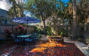 Stylish Neptune Beach Escape – Steps to the Sand - Neptune Beach, Florida