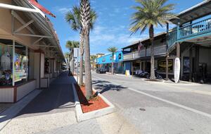 Stylish Neptune Beach Escape – Steps to the Sand - Neptune Beach, Florida