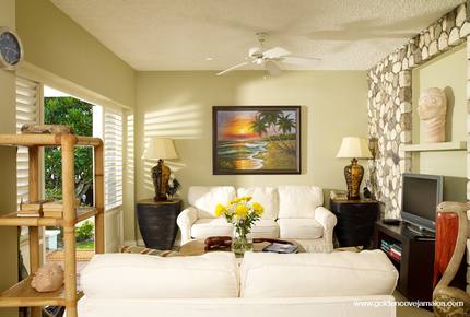 Villa Jaime at Golden Cove