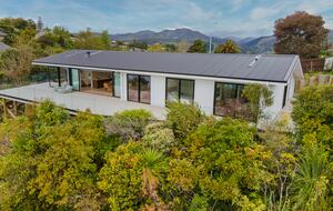 Nelson Salt n Pepper - Britannia Heights, Nelson, New Zealand