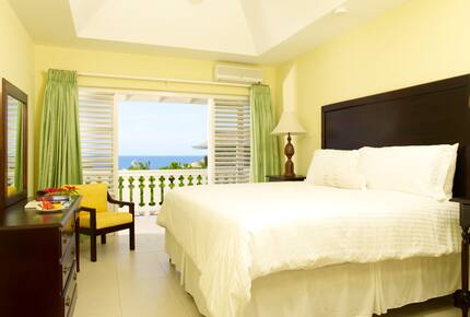 Villa Jaime at Golden Cove