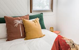 Mika Cabin - Eagle Bay, Australia