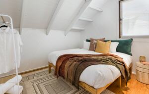 Mika Cabin - Eagle Bay, Australia