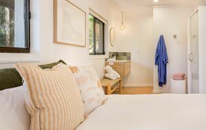 Mika Cabin - Eagle Bay, Australia