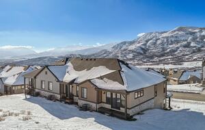 Haven for Outdoor Enthusiasts | Luxury townhome with views of Deer Valley - Heber City, Utah