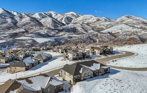 Haven for Outdoor Enthusiasts | Luxury townhome with views of Deer Valley - Heber City, Utah