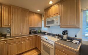 Oceanfront Retreat | The GLAS House (Garrison Lake And Sea) - Port Orford, Oregon