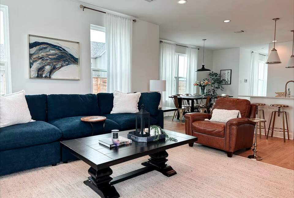 Stylish Hill Country Home in New Braunfels - New Braunfels, Texas