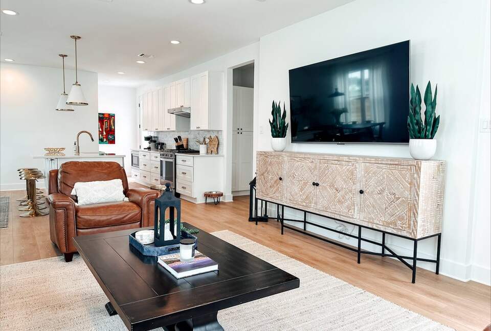 Stylish Hill Country Home in New Braunfels - New Braunfels, Texas