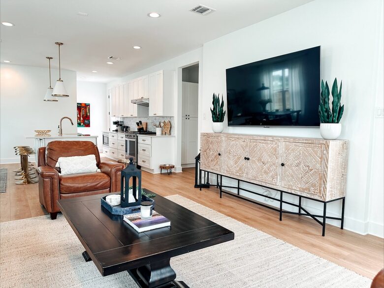 Stylish Hill Country Home in New Braunfels - New Braunfels, Texas