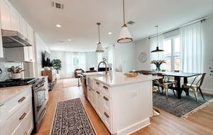 Stylish Hill Country Home in New Braunfels - New Braunfels, Texas