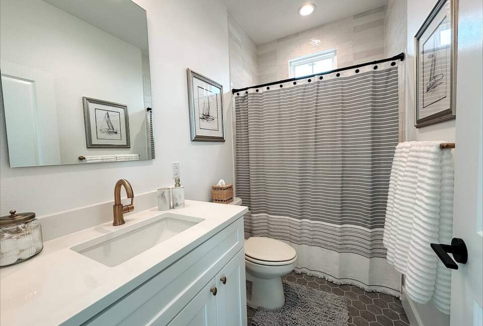 Stylish Hill Country Home in New Braunfels - New Braunfels, Texas