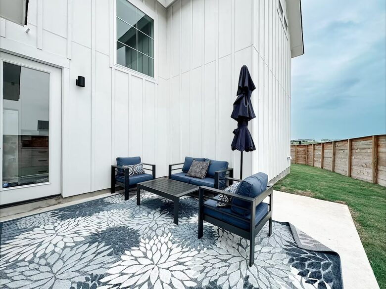 Stylish Hill Country Home in New Braunfels - New Braunfels, Texas