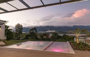 Exquisite Modern Villa with Panoramic Lake Views - Calima, Colombia