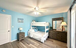 Anna Maria Island Escape | Steps to the Beach - Holmes Beach, Florida