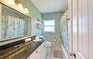 Anna Maria Island Escape | Steps to the Beach - Holmes Beach, Florida