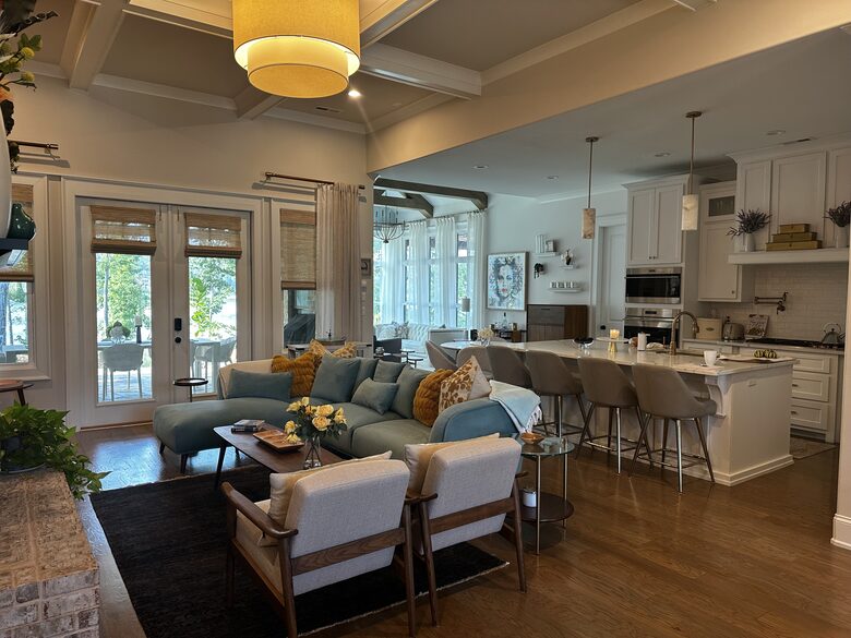 Lakefront Getaway - Newnan, Georgia