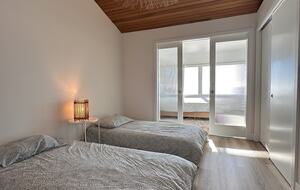 Bedroom Three (two twin beds)