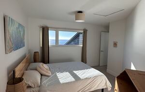 Bedroom Five (Queen Bed)