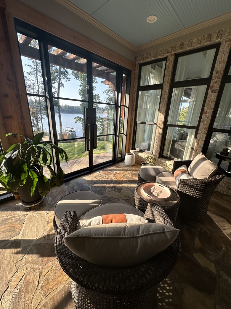 Lakefront Getaway - Newnan, Georgia